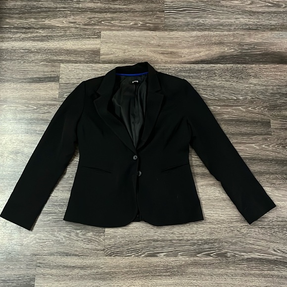 Apt. 9 Jackets & Blazers - Apt. 9 Black Blazer Size 10